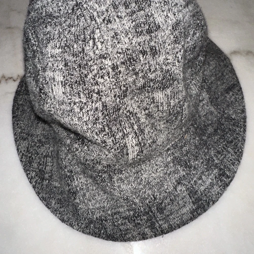Helen‎ Kamiski Grey Wool Felt Hat